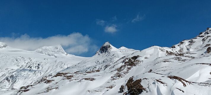 Zdjęcie z Martin Lobenwein wzdłuż trasy