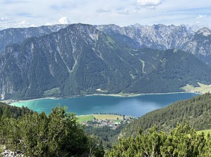 Fotografija s spletne strani Robert Hofbauer 1 na poti