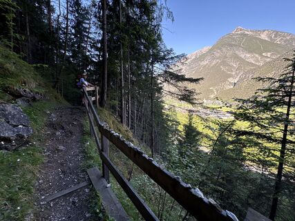 Fotografija s spletne strani Johann Püringer na poti