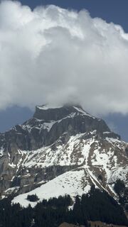 Fotografija s spletne strani 15luu na poti