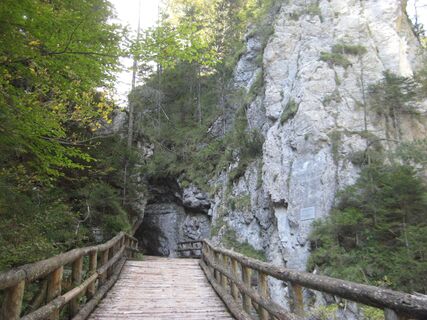 Am Eingang zur Fölzklamm