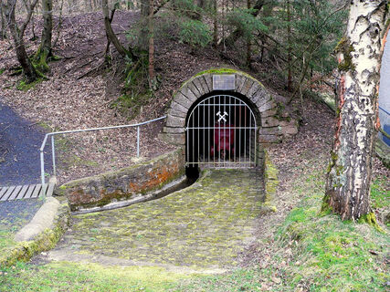 Bergbauspuren Giershagen - Grube Reinhard