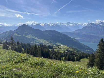 Fotografija s spletne strani Ewald Zweifel na poti