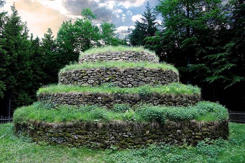 Steinpyramide, Kraftarena Groß Gerungs