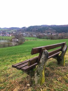 Bank am Weg