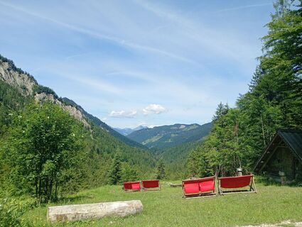 Fotografija s spletne strani Monika Jeskova na poti