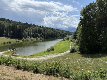 Fotografija s spletne strani Helix na poti