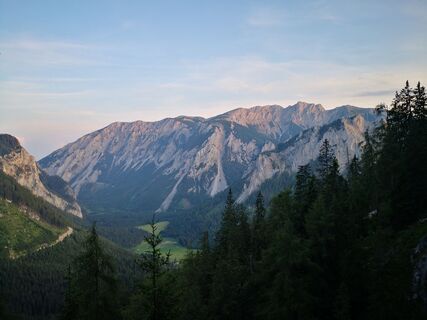 Abenstimmung mit Blick zum Hochturm