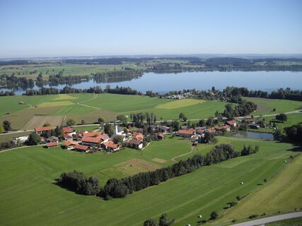 Gaden mit Waginger See