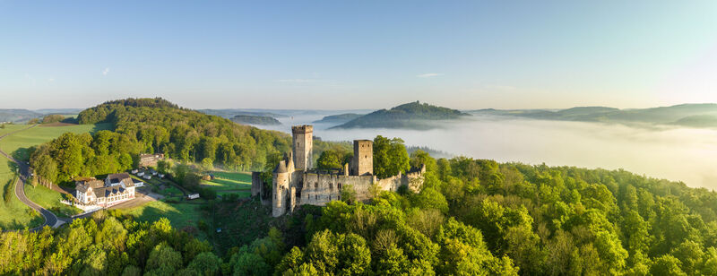 ET-2023-281-Kasselburg,Pelm-©Eifel Tourismus GmbH, Dominik Ketz