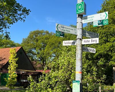 Beschilderung im Zentrum von Garlstedt