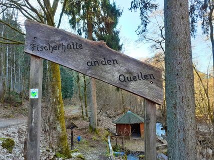 Fischerhütte an den Quellen