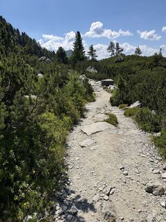 Photo de Beyhan Goenuel le long du parcours