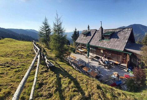 Stoahandhütte_Naturpark Almenland_Oststeiermark