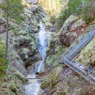 Wasserfallweg auf die Alpspitze