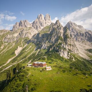 hofpuerglhuette-filzmoos-bischofsmuetze