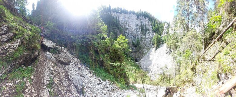 Fotografia z Ádám Horváth 6 na trase