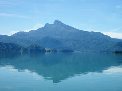 Mondsee (Mondsee); Schafberg