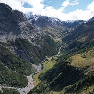 Das Zebrùtal