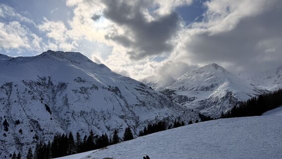 Foto från Adrian Andrei under resans gång