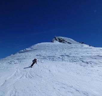 Abfahrt vom Gipfel des Hinteren Seelenkogels 3470m