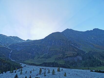 Fotografija s spletne strani Lehel Antal na poti