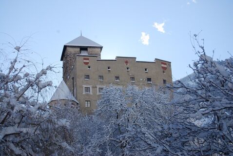 SLA_Winter 03