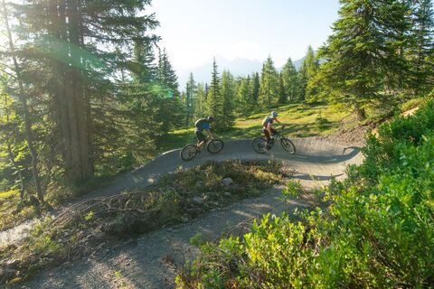 uphill flow trail | 401_img_57091576