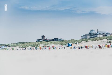 Strand-Blick-Dorf.jpg