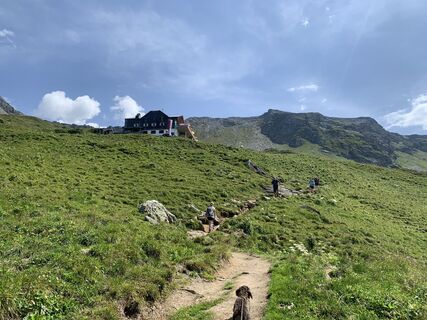 Fotografija s spletne strani Koen De Wit na poti