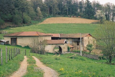 Typischer Bauernhof der Monts du Lyonnais