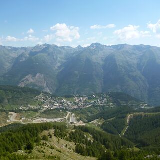 Blick von Las Donnas auf Auron