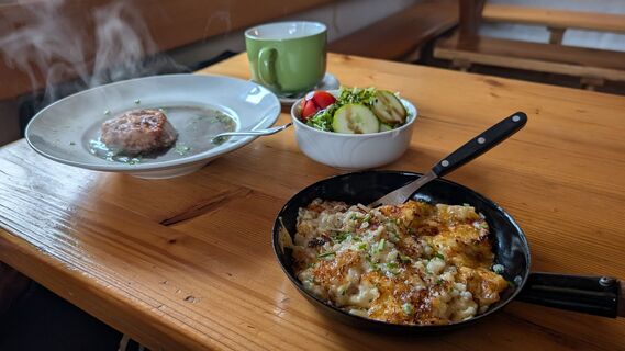 Fotografija s spletne strani Klaus Lehner na poti