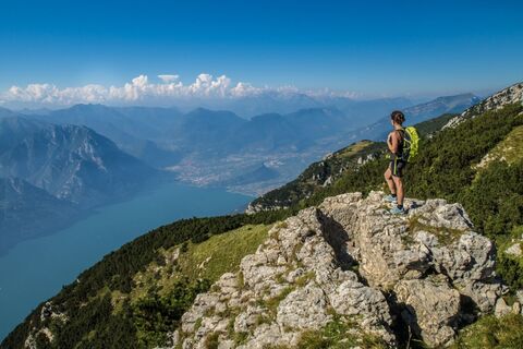 in Richtung der Bocca di Navene
