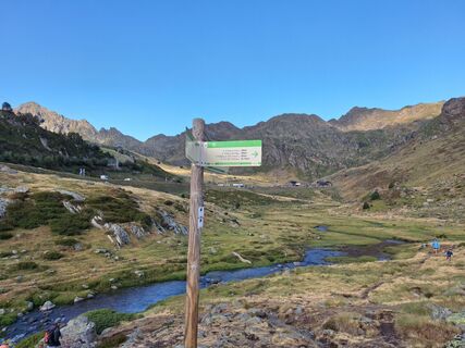 Foto von Magma entlang der Tour