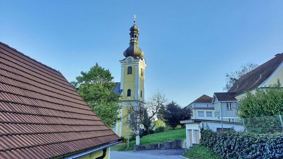 Die Kirche von Bad Blumau