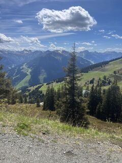 Foto da Zoran Dujakovic lungo il tour