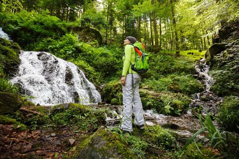 Rast am Holchenwasserfall