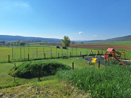 Fotografija s spletne strani Márk Erdei na poti