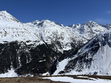 Fotografija s spletne strani Peter Ninausz na poti