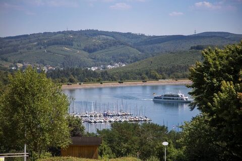 Schiff auf Sorpesee
