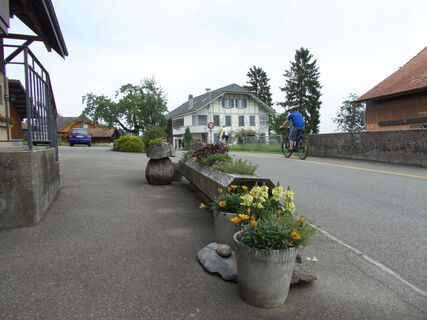 Weg vor Uetendorfberg - Moränenseeroute