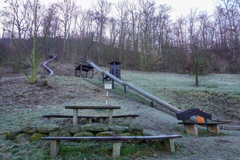 Rutschen im Kurpark Stecklenberg