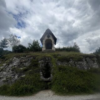 Photo de Nicole Muck le long du parcours