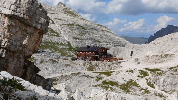 Fotografija s spletne strani Wolfgang Biehler na poti