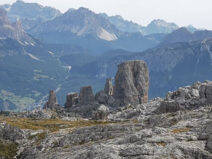 Fotografija s spletne strani Vida Burja na poti
