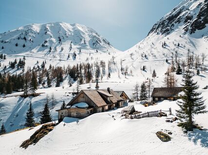 Kaltenbachalm am Sölkpass im Winter