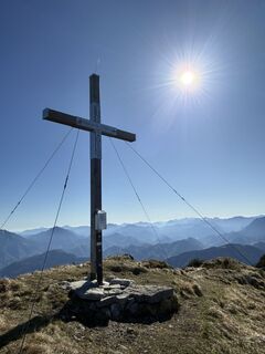 Fotografija s spletne strani Berg Noar na poti