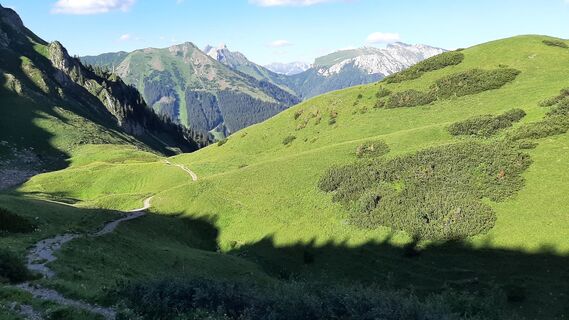 Fotografia z Aga M na trase