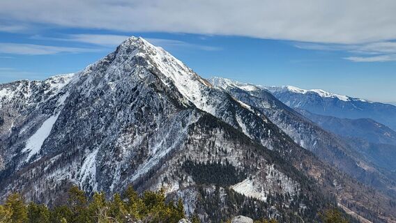 Fotografija s spletne strani Igor napast na poti